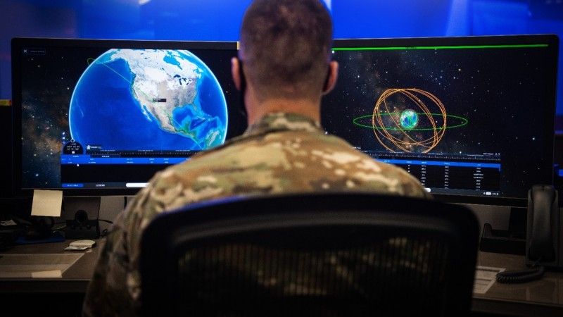 Space Force, Siedziba, Komputer