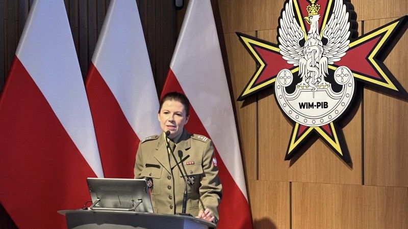 ppłk dr n. med. Agata Będzichowska, Komendant Centralnego Szpitala Klinicznego MON Wojskowego Instytutu Medycznego – Państwowego Instytutu Badawczego
