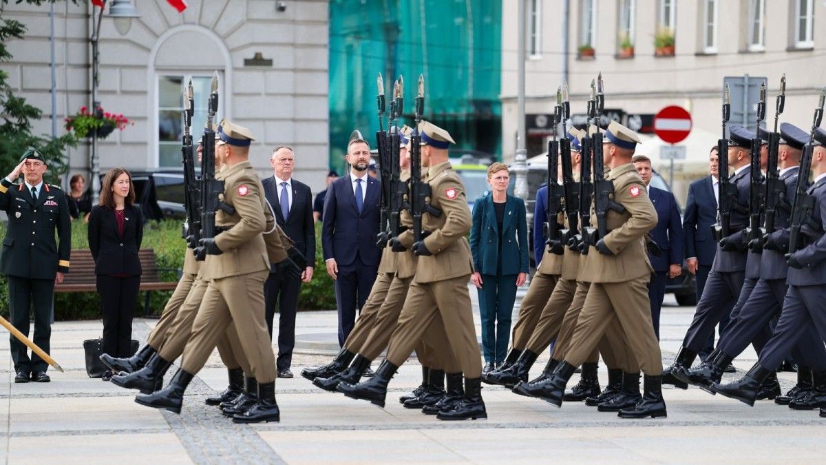 Polska i Kanada zacieśniają współpracę obronną w Kielcach