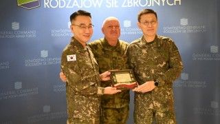 Szef sztabu Korei Południowej w Polsce.