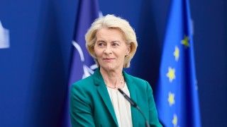 Ursula von der Leyen w przemówieniu przed Parlamentem Europejskim zwróciła uwagę na zagrożenia płynące z AI. Brak reakcji na nie uniemożliwi UE wykorzystanie pełnego potencjału technologii.