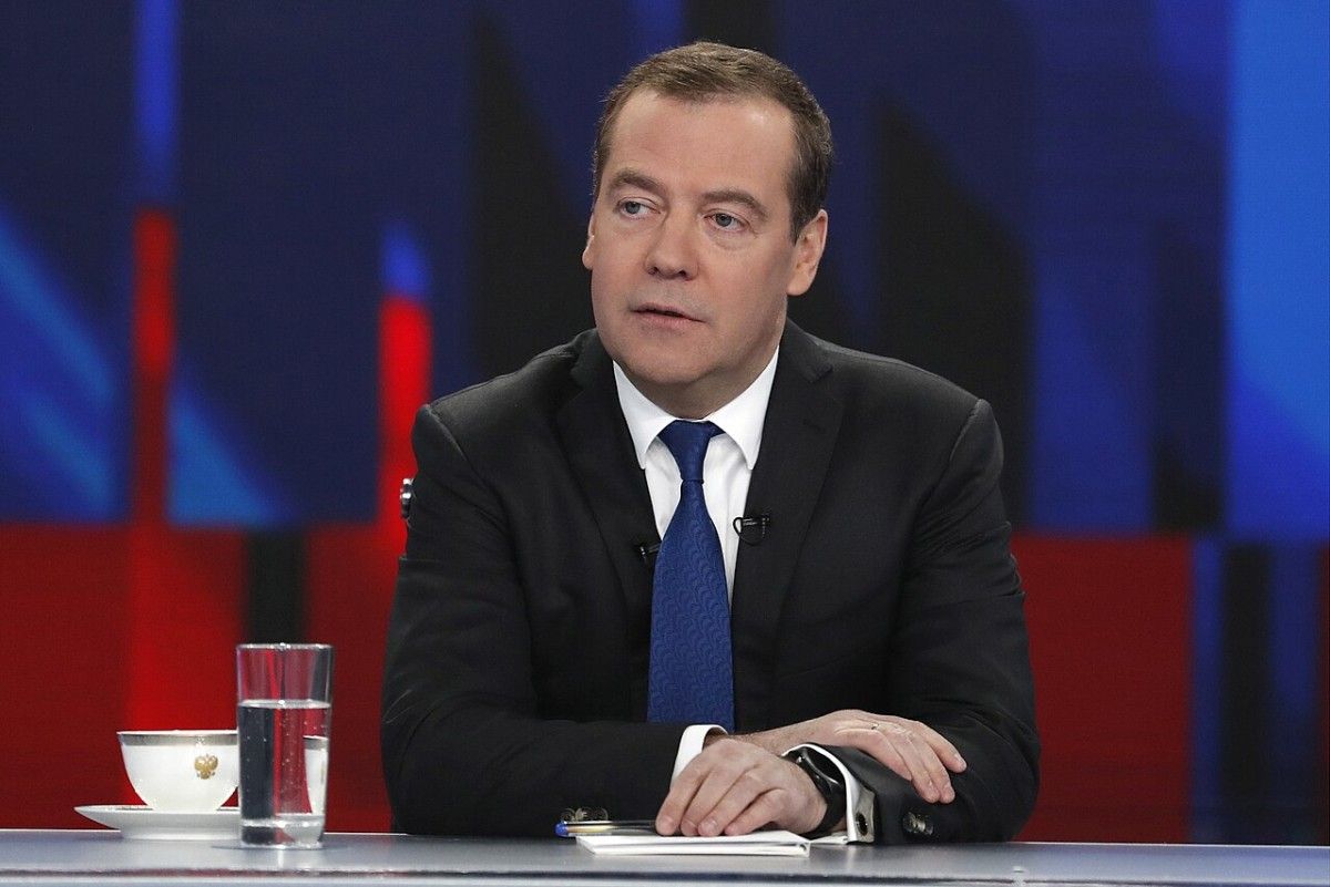 Miedwiediew cieszy się z wyników wyborów. „Będziemy wcielać w życie kurs Putina”
