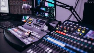 Radio Rekord Mazowsze (88,7 FM) poinformowało o cyberataku. Przerwano nadawanie