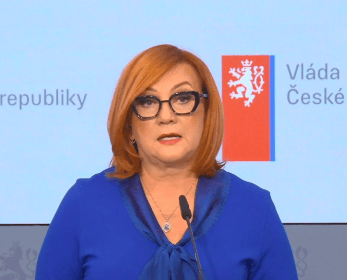 Czechy wprowadzają regulacje cen paliw i podatek dla rafinerii