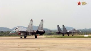 Chińskie myśliwce J-16