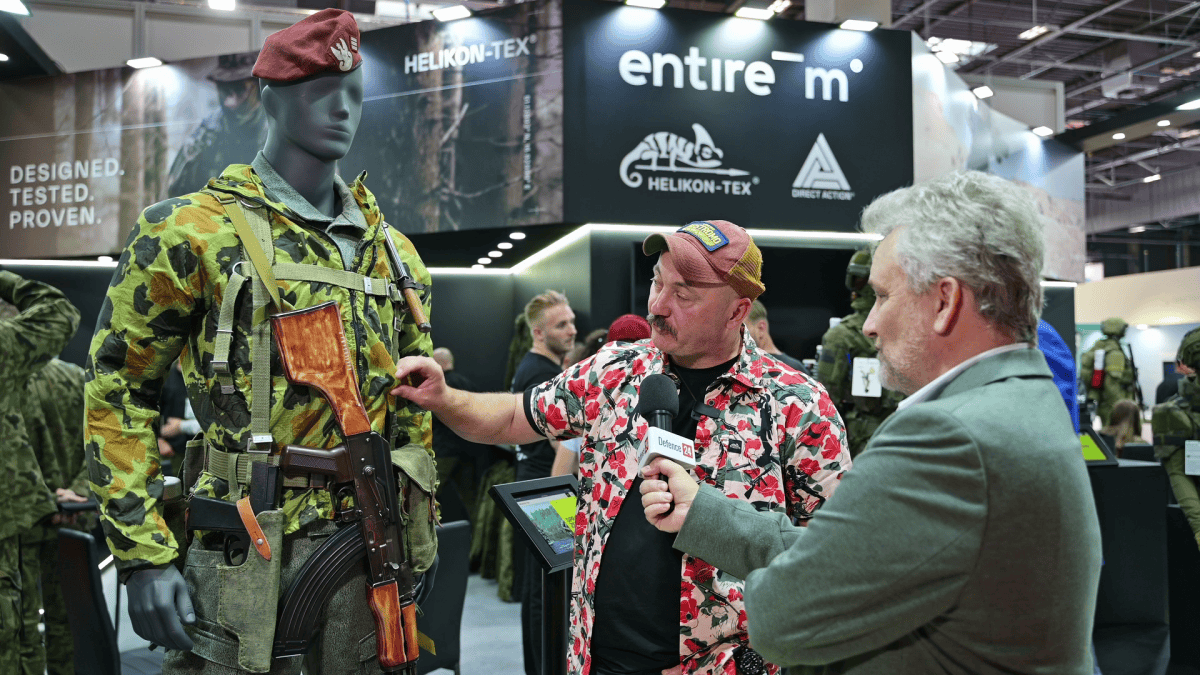Helikon-Tex na MSPO 2026. Historyczne nawiązania, szpej dla kobiet, nieświecąca się pantera i oferta dla służb