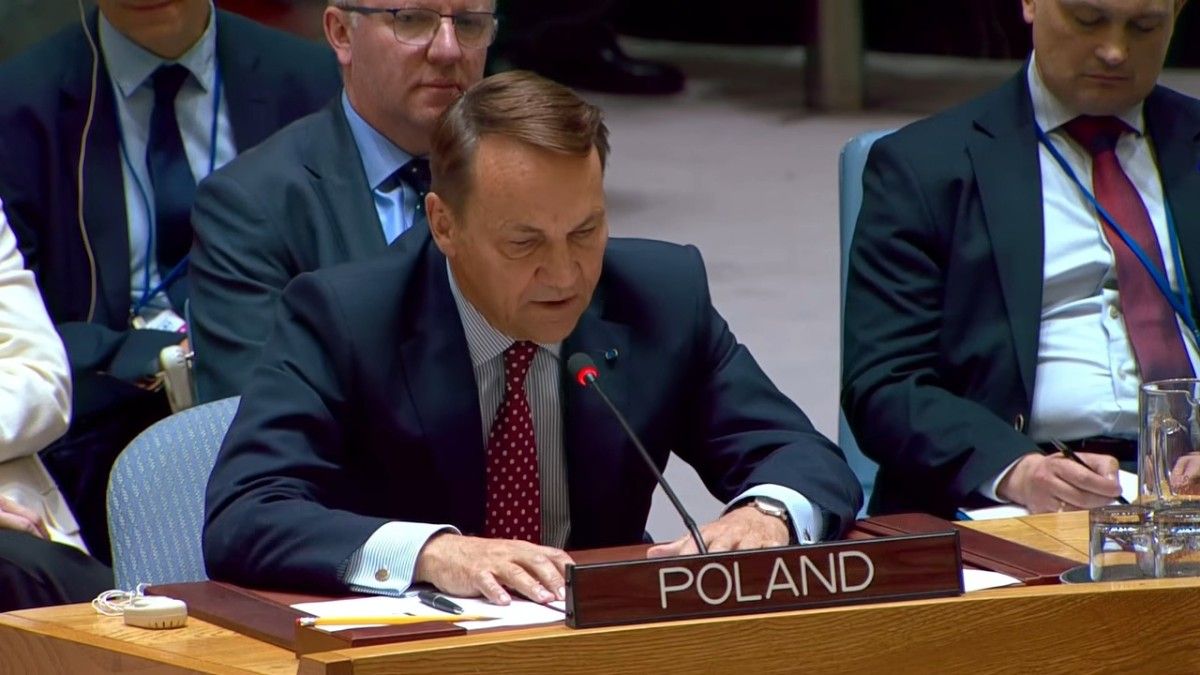 Sikorski do Ławrowa: „Powiedz swojemu szefowi, iż już wystarczy”