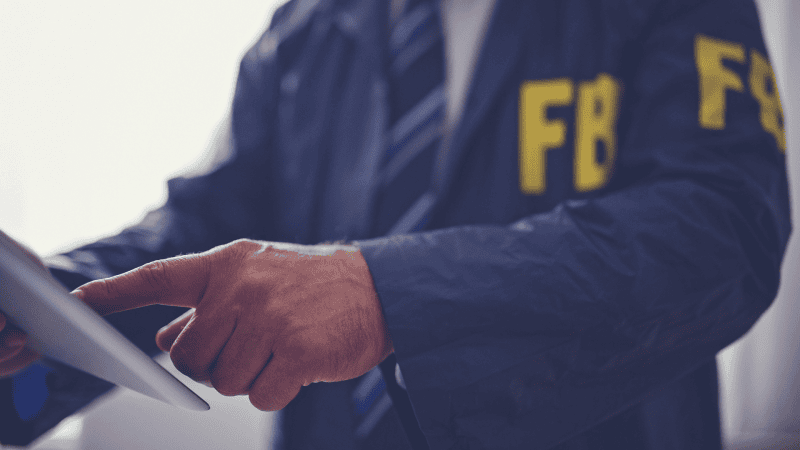 Wyciek danych pracowników FBI może mieć długofalowe konsekwencje dla bezpieczeństwa Biura