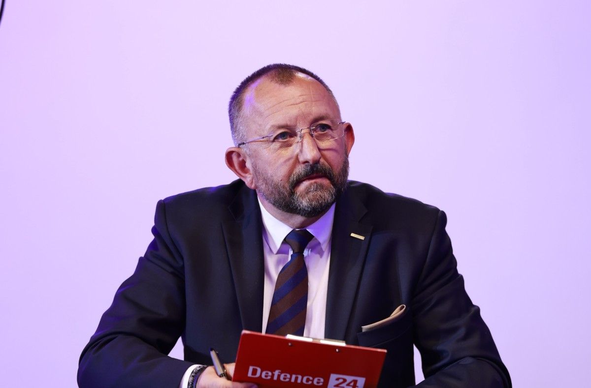 Zachód uległy wobec Rosji, brakuje twardej odpowiedzi. Gen. Gromadziński dla „NZZ”