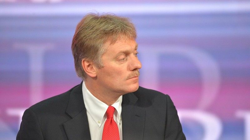 Dmitrij Pieskow na konferencji - zdjęcie poglądowe