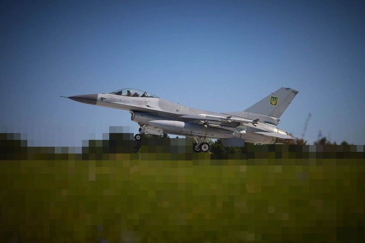 Czwartkowy przegląd mediów; Kryzys serwisowy F-16; Gripeny wracają nad Polskę