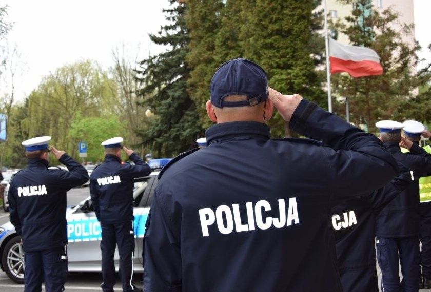 Policjanci oddali hołd zastrzelonemu funkcjonariuszowi