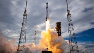 Falcon 9, SpaceX, USA, rakiety, Crew-13, ISS, kosmos, technologia