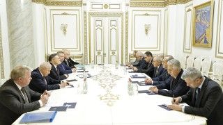 Spotkanie premiera Armenii z przedstawicielami Rosatomu.