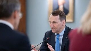 Radosław Sikorski oświadcza - zdjęcie poglądowe