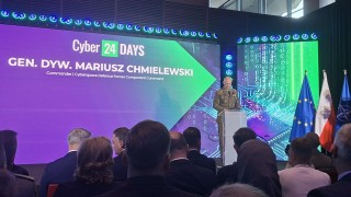 Gen. dyw. Mariusz Chmielewski (Dowódca WOC) podczas Cyber24 DAYS