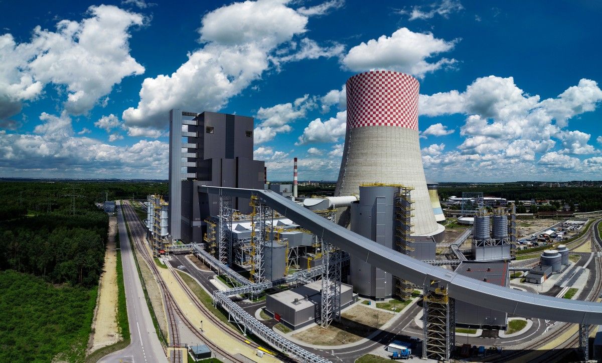 Tauron zainwestował 290 mln zł w modernizację bloku 910 MW w Jaworznie