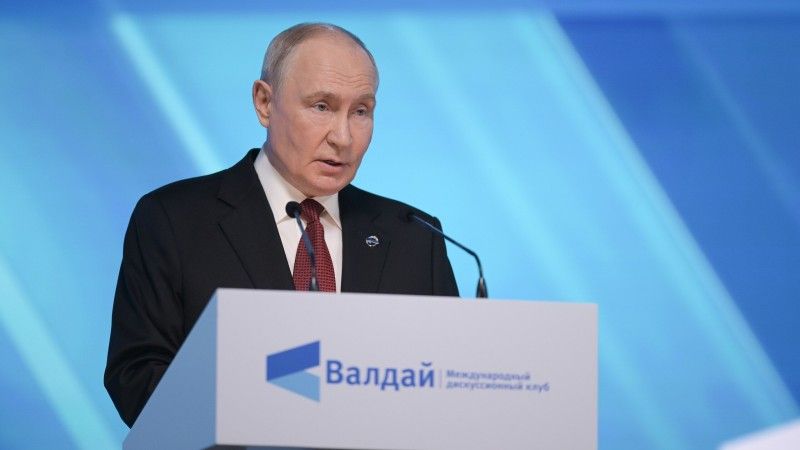 Putin przemawia podczas  spotkania Klubu Wałdajskiego