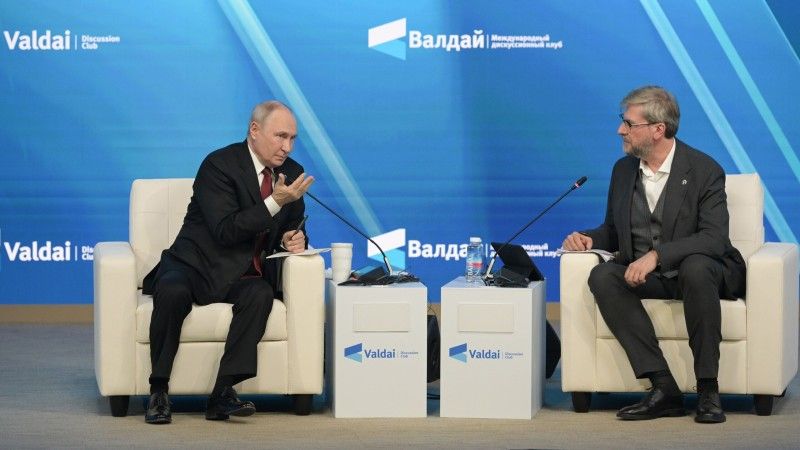 Władimir Putin podczas spotkania Klubu Wałdajskiego 2026