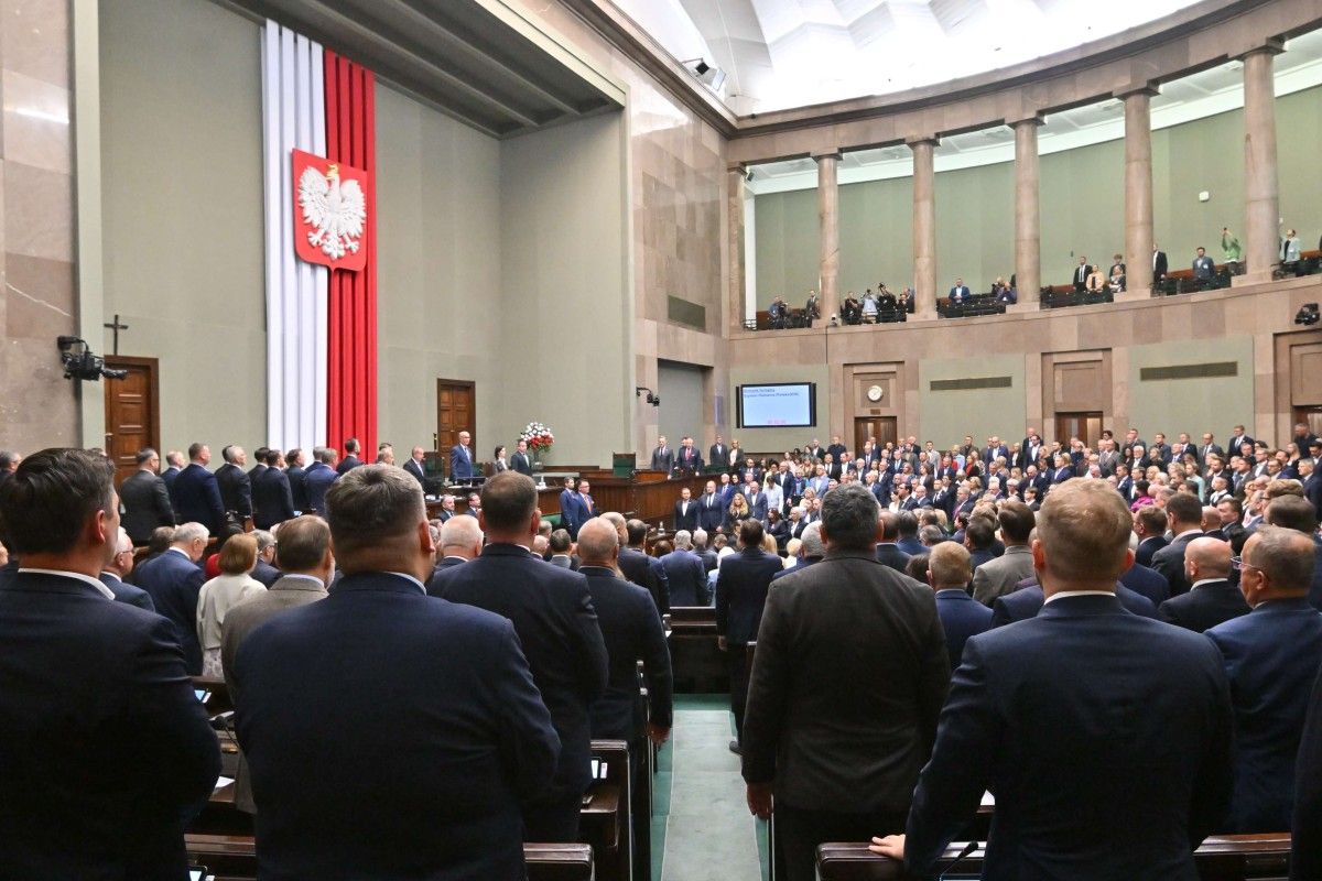 Mowa nienawiści ma być blokowana w Internecie. Sejm dał zielone światło