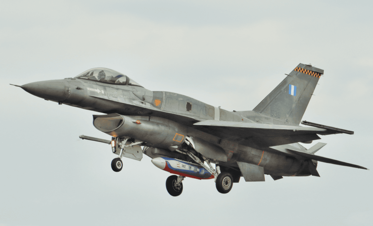 Grecja inwestuje w F-16. Turcja zostaje w tyle