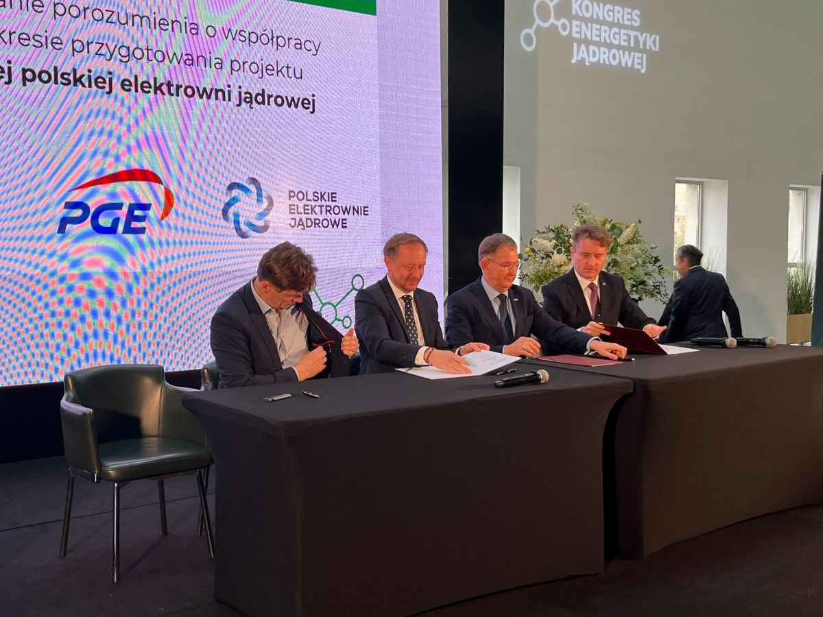 Umowa ws. drugiej elektrowni jądrowej podpisana. Minister tłumaczy szczegóły