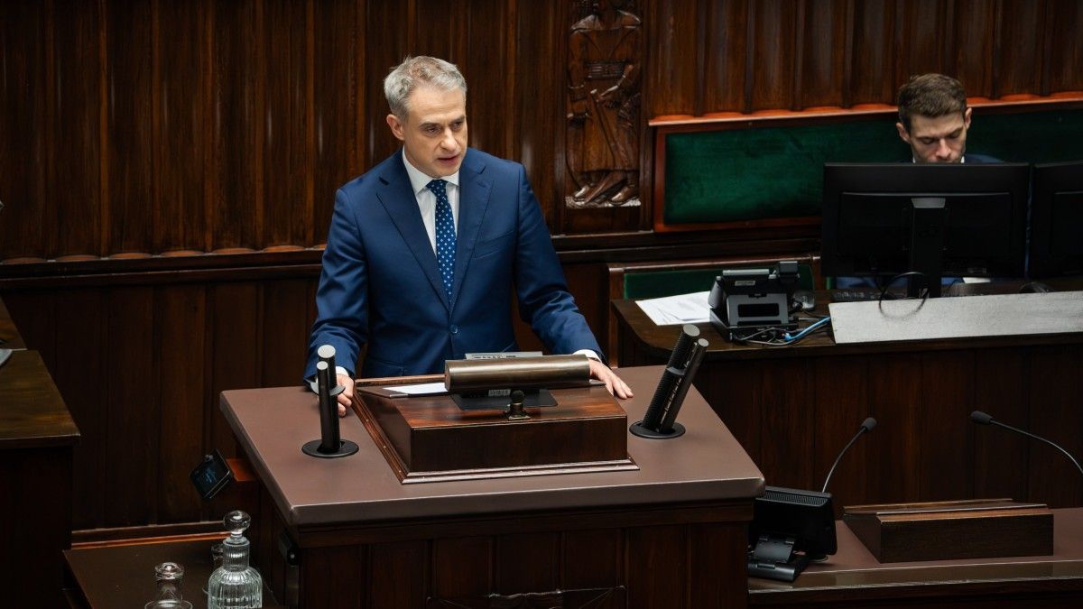 Głośna ustawa w Senacie. Gawkowski: mniej patologii i hejtu w polskim Internecie
