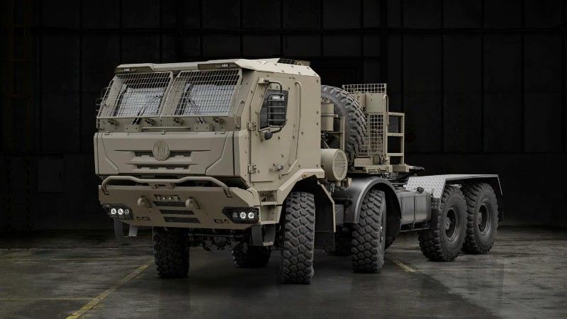 Tatra Force 8×8 w hali.