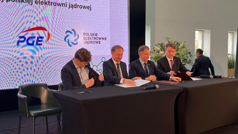 Podpisanie porozumienia o współpracy w zakresie przygotowania projektu drugiej polskiej elektrowni jądrowej.