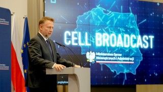 MSWiA, Rządowe Centrum Bezpieczeństwa i przedstawiciele czterech operatorów sieci komórkowych podpisali list intencyjny dotyczący wdrożenia technologii Cell Broadcast w Polsce