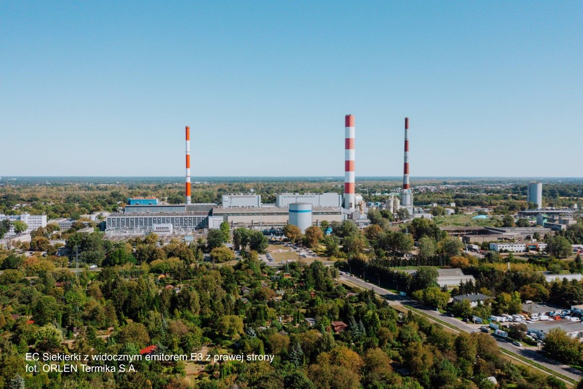 Charakterystyczny komin Elektrociepłowni Siekierki zostanie rozebrany