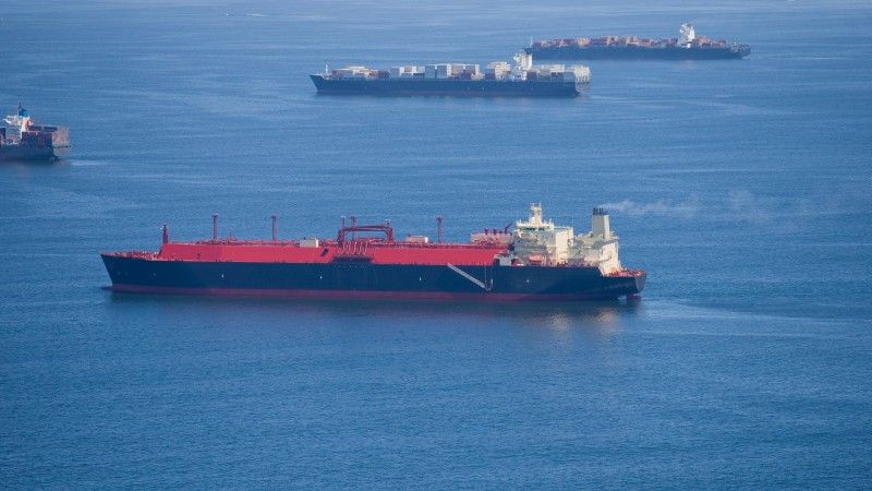container-ships-travel-in-blue-ocean-on-bright-day-2026-09-24-22-40-51-utc