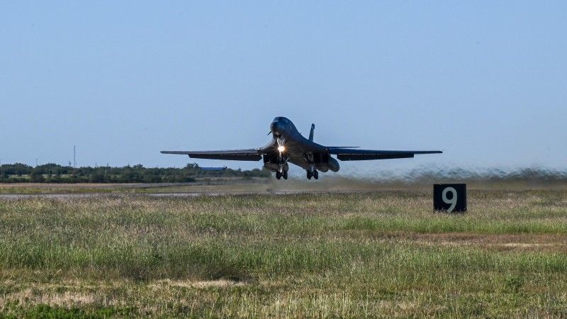 W bazie RAF Fairford stacjonowały amerykańskie bombowce B-1 Lancer biorące udział w operacji "Epic Fury"