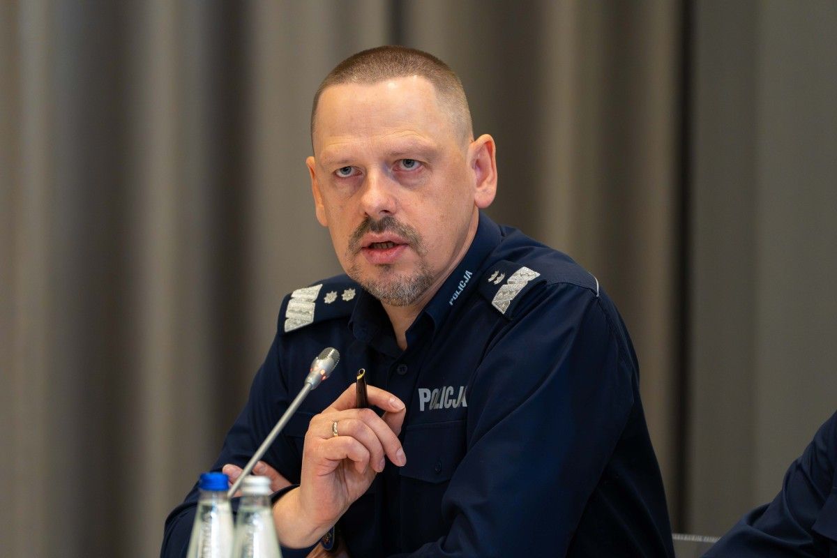 „Nie mam zastrzeżeń do działań moich ludzi”. Gen. Boroń o politycznych prowokacjach i rewolucji w Policji