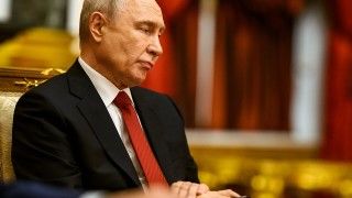 Władimir Putin w zamyśleniu - zdjęcie ilustracyjne