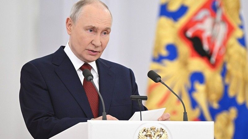 Władimir Putin przemawia - zdjęcie poglądowe