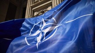 Flaga NATO