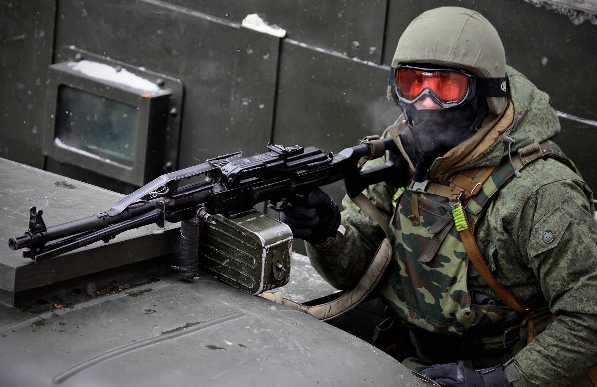 Russians deficiency device guns? They support themselves with antiques and imports from North Korea.